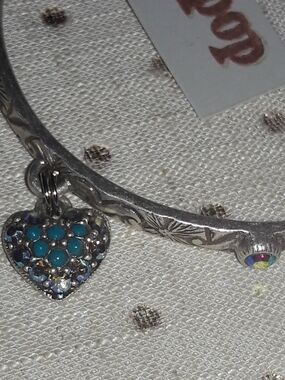 Ollipop Silver-Tone Heart Charm Bangle Bracelet with Turquoise Accents